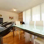 Apartman Ivon *