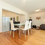 Ivon Apartman *