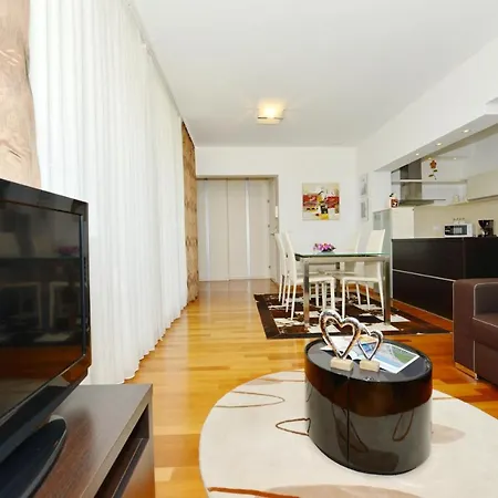 Lägenhet Ivon Zadar