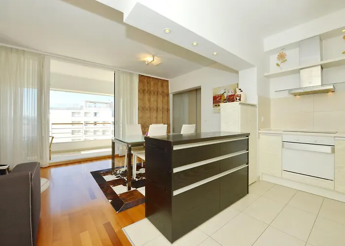 Ivon Διαμέρισμα *